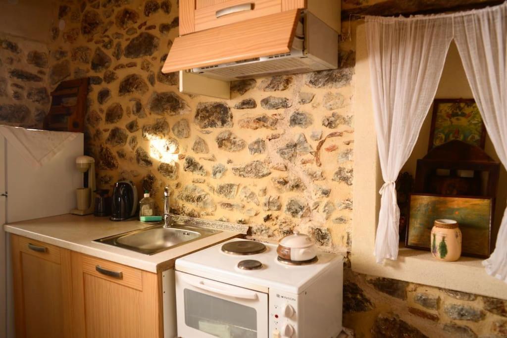 A Small Paradise In Mani With Local Hospitality Orovas Bagian luar foto